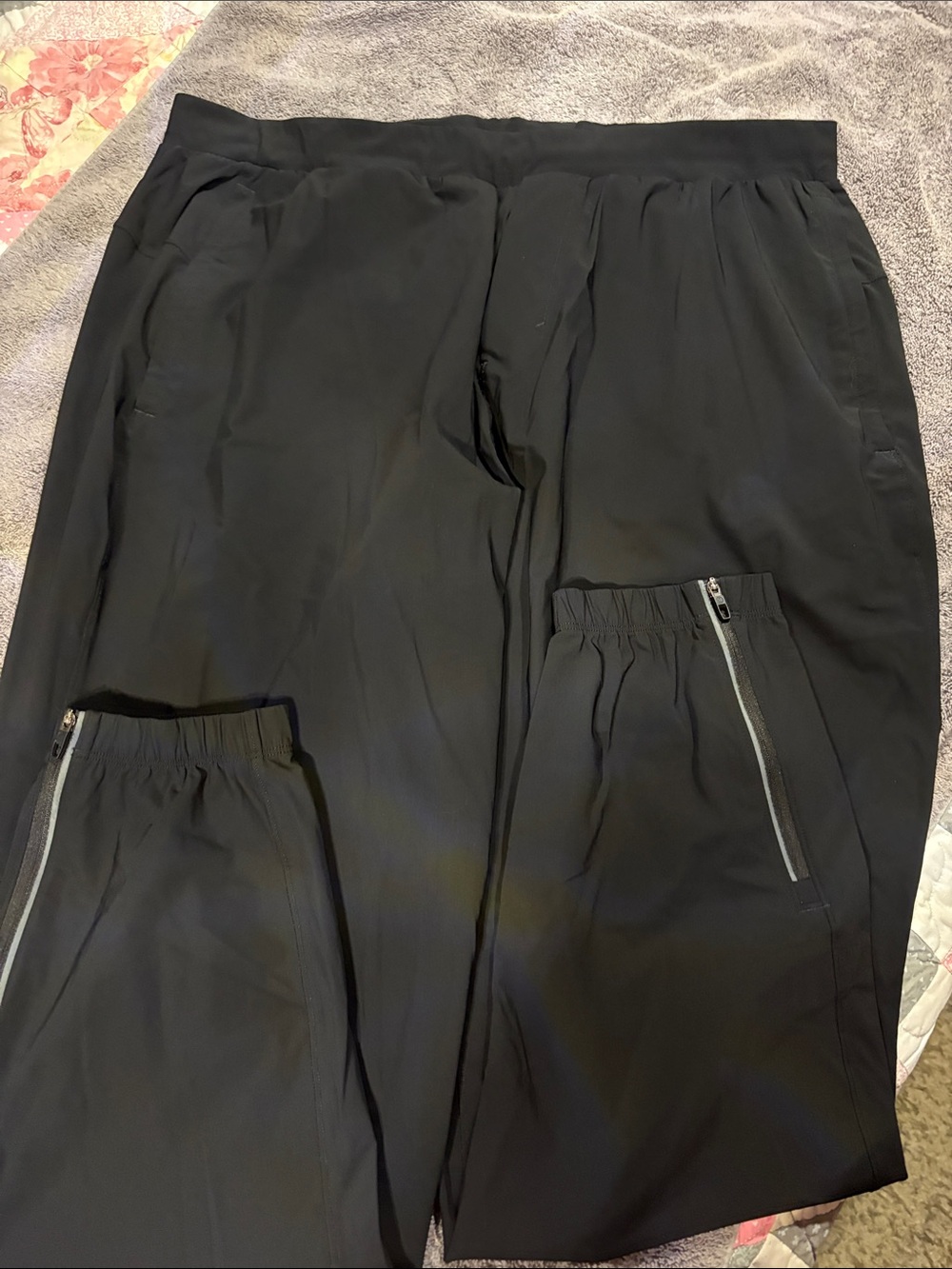 lululemon athletica Black Men’s Lightweight Jogger Pants